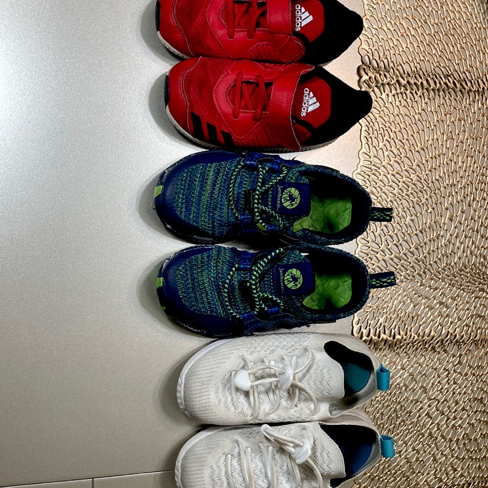 Lot of 3 pair of shoes, boys, not much used shoes, all for 16